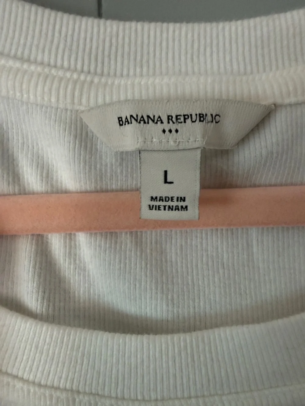Banana Republic White Ribbed Short Sleeve Tee - Picture 2 of 3